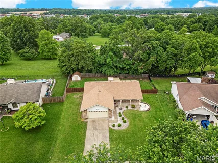 $309,000 | 117 Montana Drive, St. Charles, MO 63304