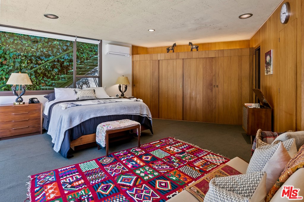 3329 Ledgewood Drive Los Angeles, CA 90068 - Photo 19 of 37