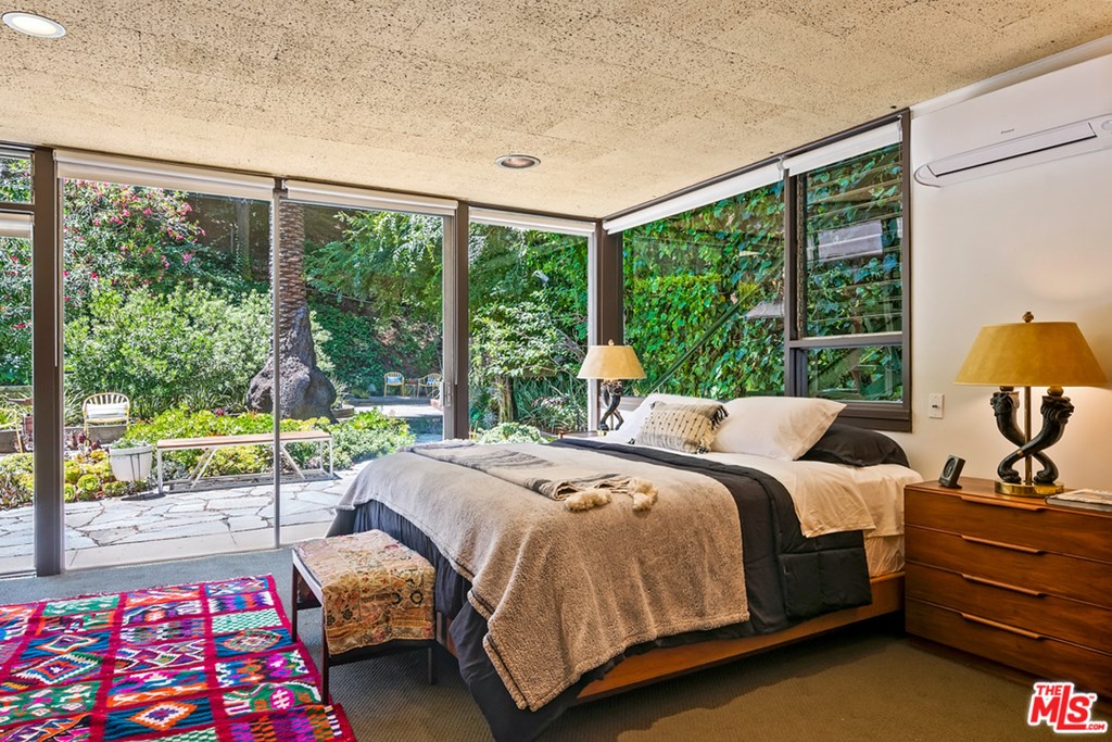 3329 Ledgewood Drive Los Angeles, CA 90068 - Photo 20 of 37