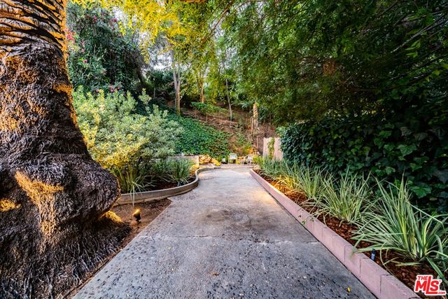 $2,200,000 | 3329 Ledgewood Drive, Los Angeles, CA 90068