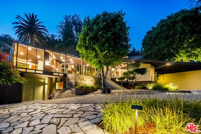 $2,200,000 | 3329 Ledgewood Drive, Los Angeles, CA 90068