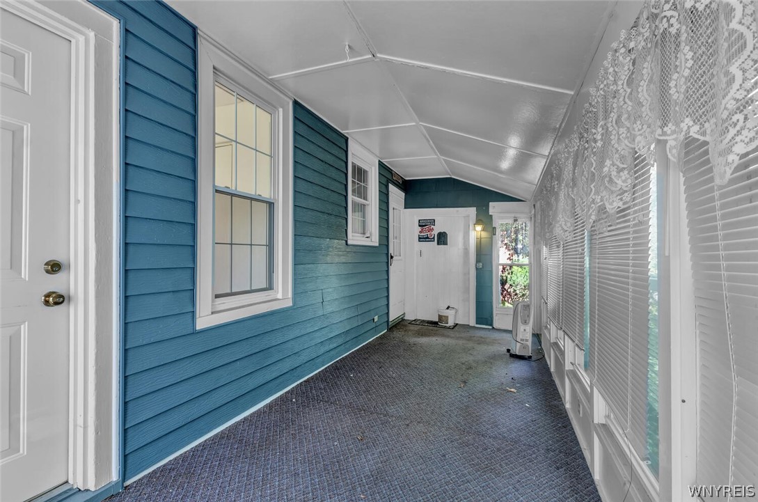 8975 Roll Road Clarence, NY 14031 - Photo 19 of 27