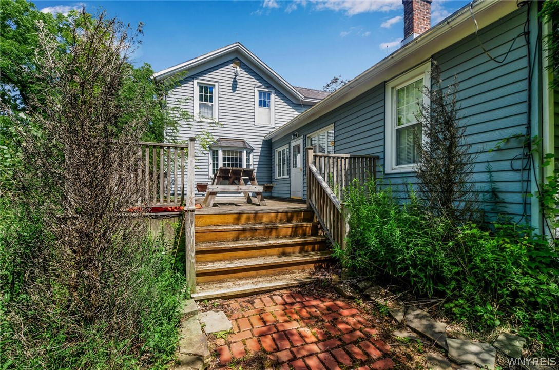 8975 Roll Road Clarence, NY 14031 - Photo 26 of 27