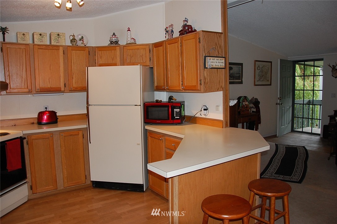 18819 127th Place Northeast Bothell, WA 98011 - Photo 3 of 23 Gallery Image 3