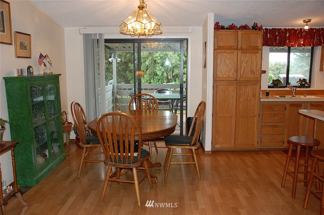 18819 127th Place Northeast Bothell, WA 98011 - Photo 4 of 23 Gallery Image 4