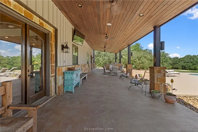 $4,750,000 | 13267 State Highway 30, College Station, TX 77845