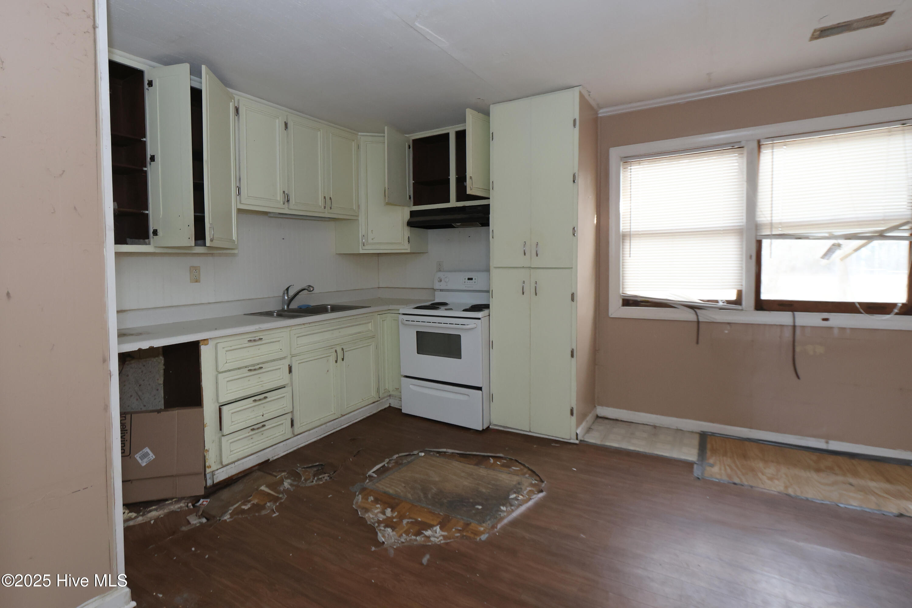 149 Ash Court Hubert, NC 28539 - Photo 5 of 13 207A0940 copy