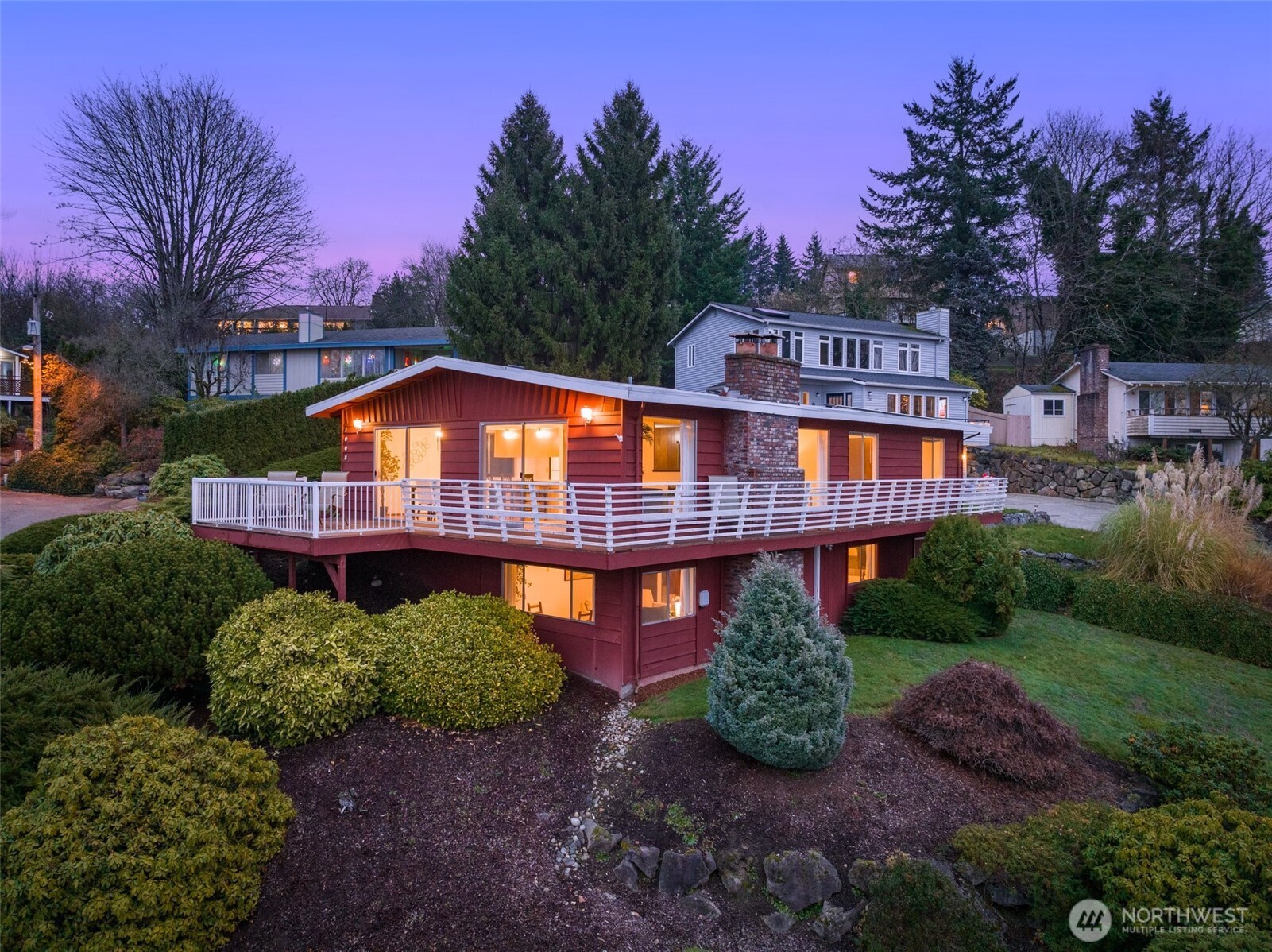 1008 Crest Place Kent, WA 98031 - Photo 1 of 40