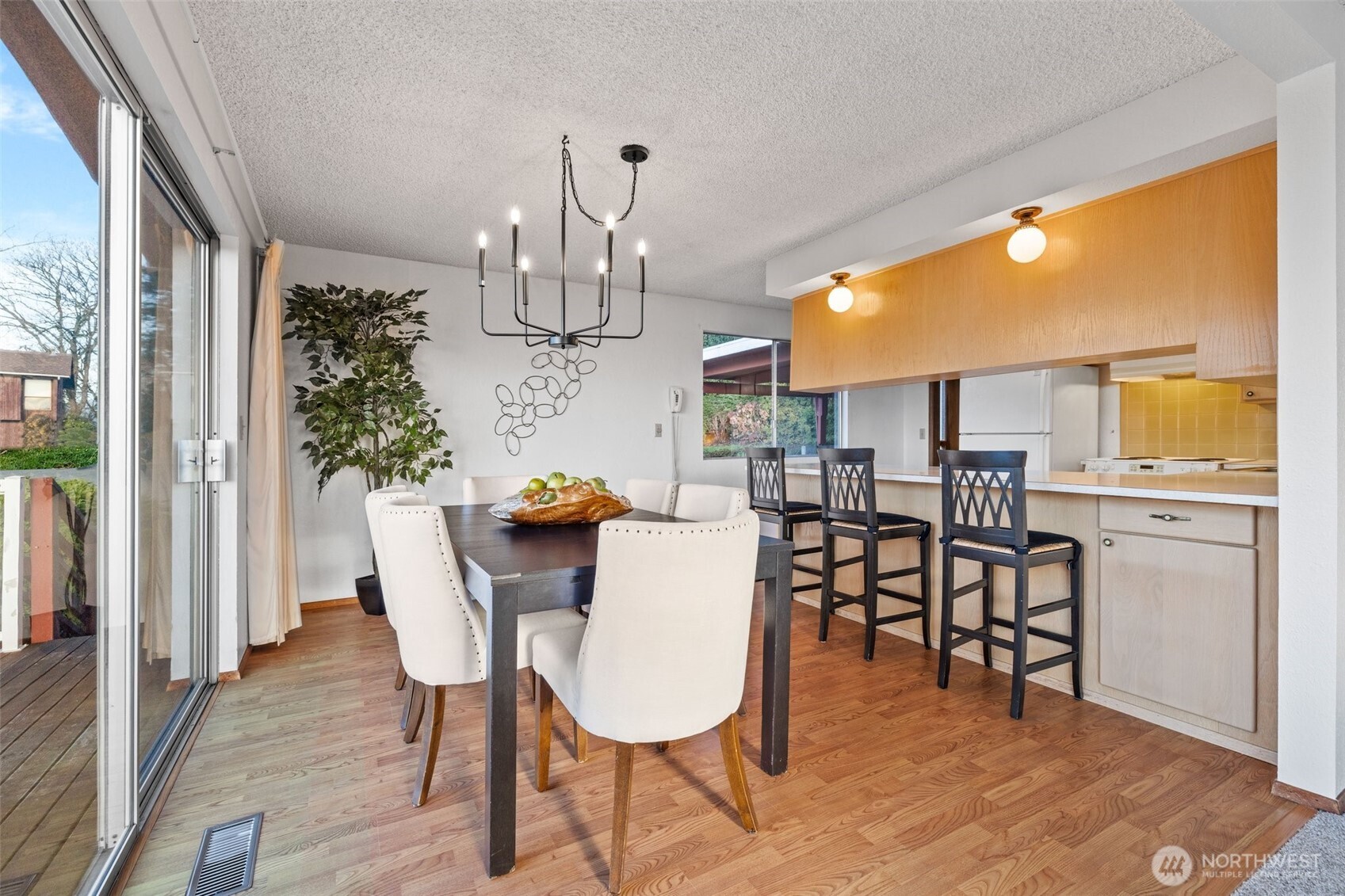 1008 Crest Place Kent, WA 98031 - Photo 13 of 40