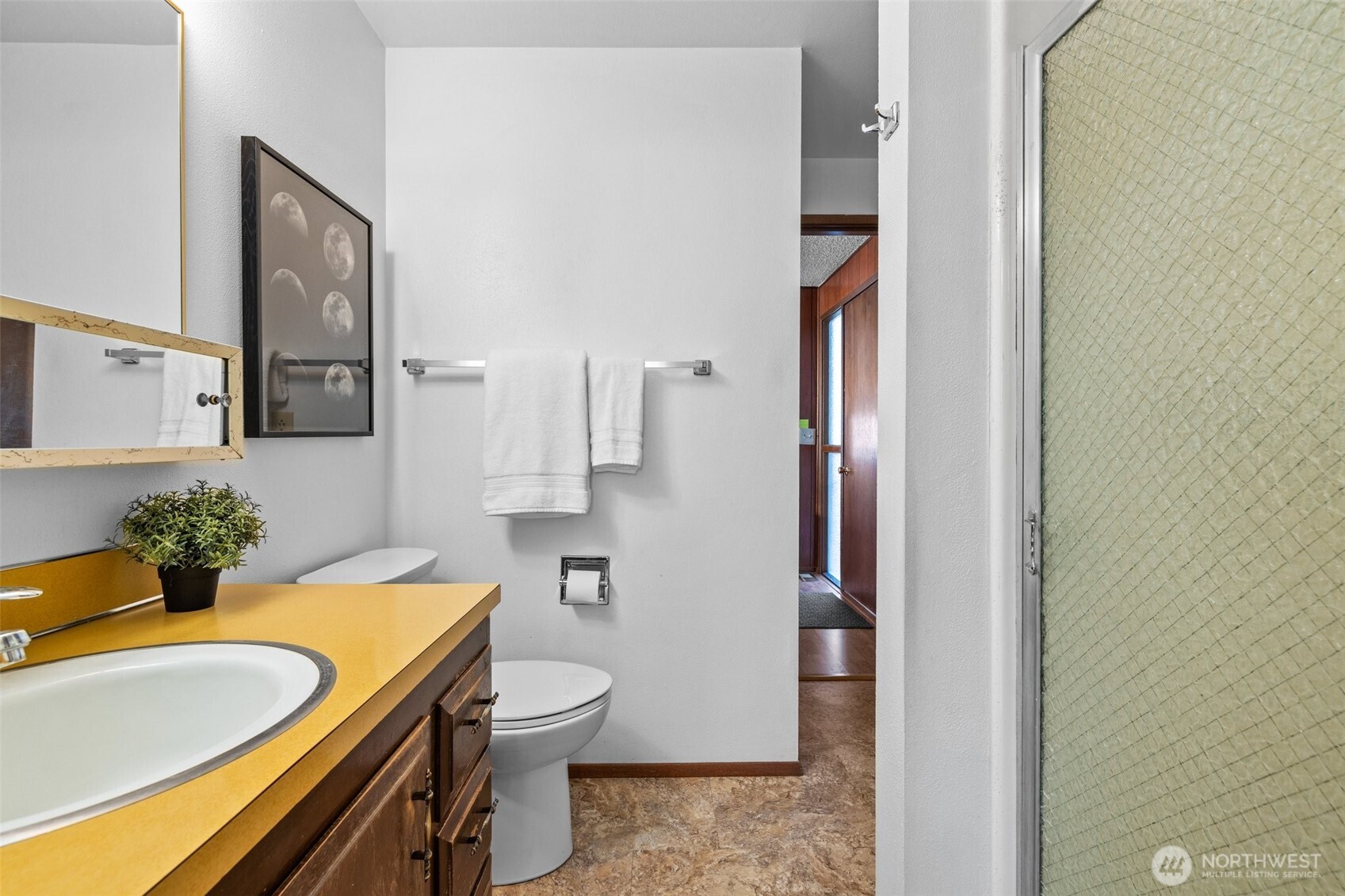 1008 Crest Place Kent, WA 98031 - Photo 21 of 40