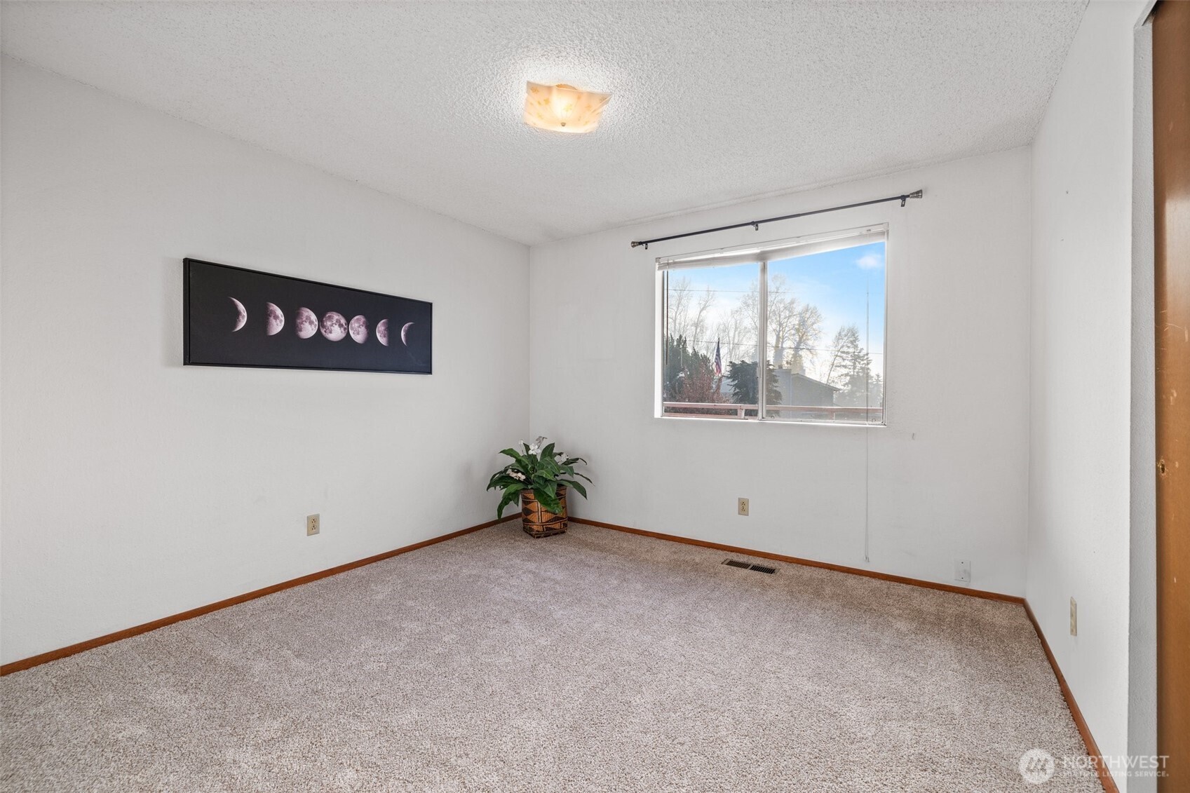 1008 Crest Place Kent, WA 98031 - Photo 23 of 40