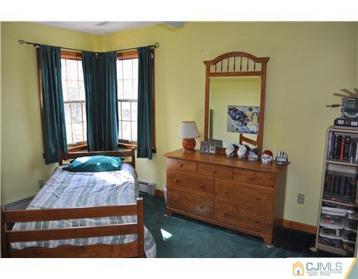 175 Wilson Road Somerset, NJ 08873 - Photo 9 of 14 Gallery Image 9