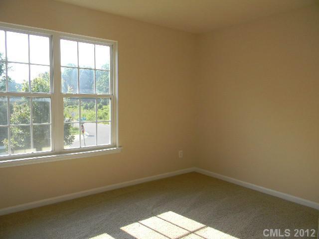 130 Ridge Bluff Road, Unit 130 Mooresville, NC 28115 - Photo 10 of 14 Gallery Image 10
