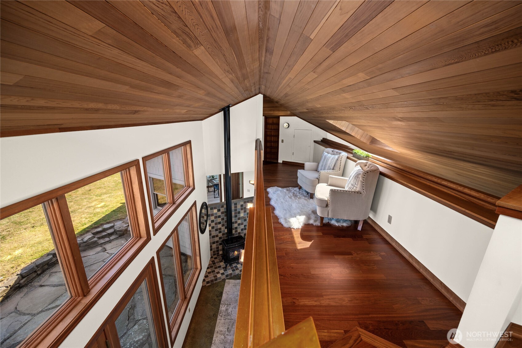 9551 Samish Island Road Bow, WA 98232 - Photo 29 of 40 a view of an entryway
