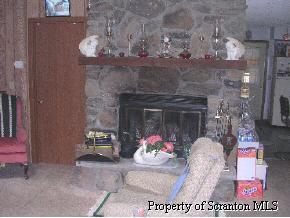 886 Ridge Road Gouldsboro, PA 18424 - Photo 2 of 5 Gallery Image 2