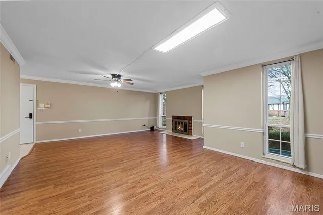 $195,000 | 916 Claytonbrook Drive, Unit 1, Ballwin, MO 63011