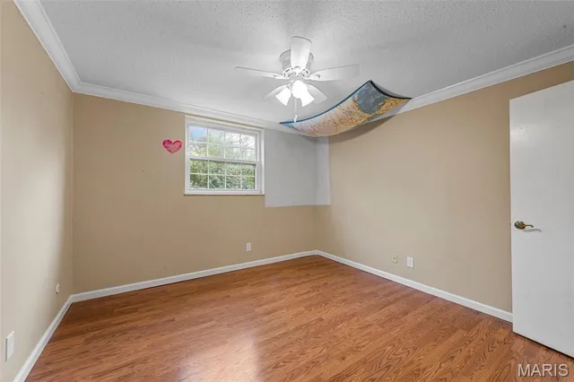 $195,000 | 916 Claytonbrook Drive, Unit 1, Ballwin, MO 63011