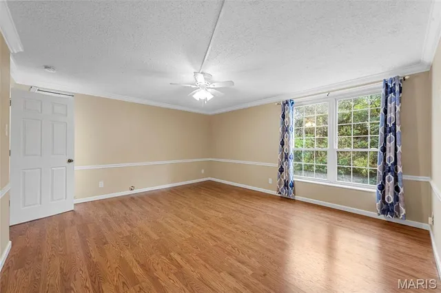 $195,000 | 916 Claytonbrook Drive, Unit 1, Ballwin, MO 63011