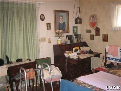 640 Bok Road Nazareth, PA 18064 - Photo 20 of 28 a view of a dining room with furniture and chandelier