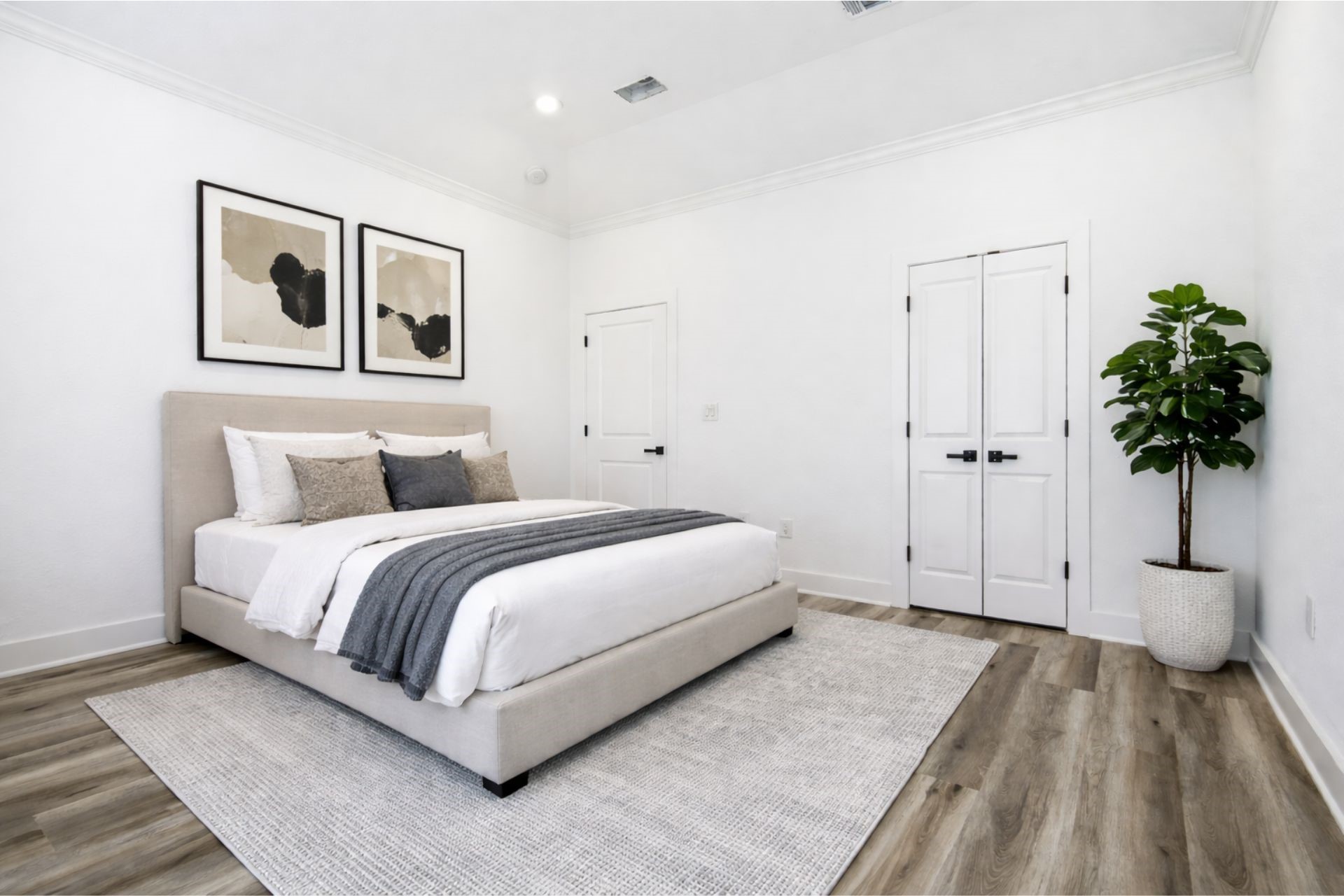 6723 Burkett Street Houston, TX 77021 - Photo 9 of 16 Virtually Staged