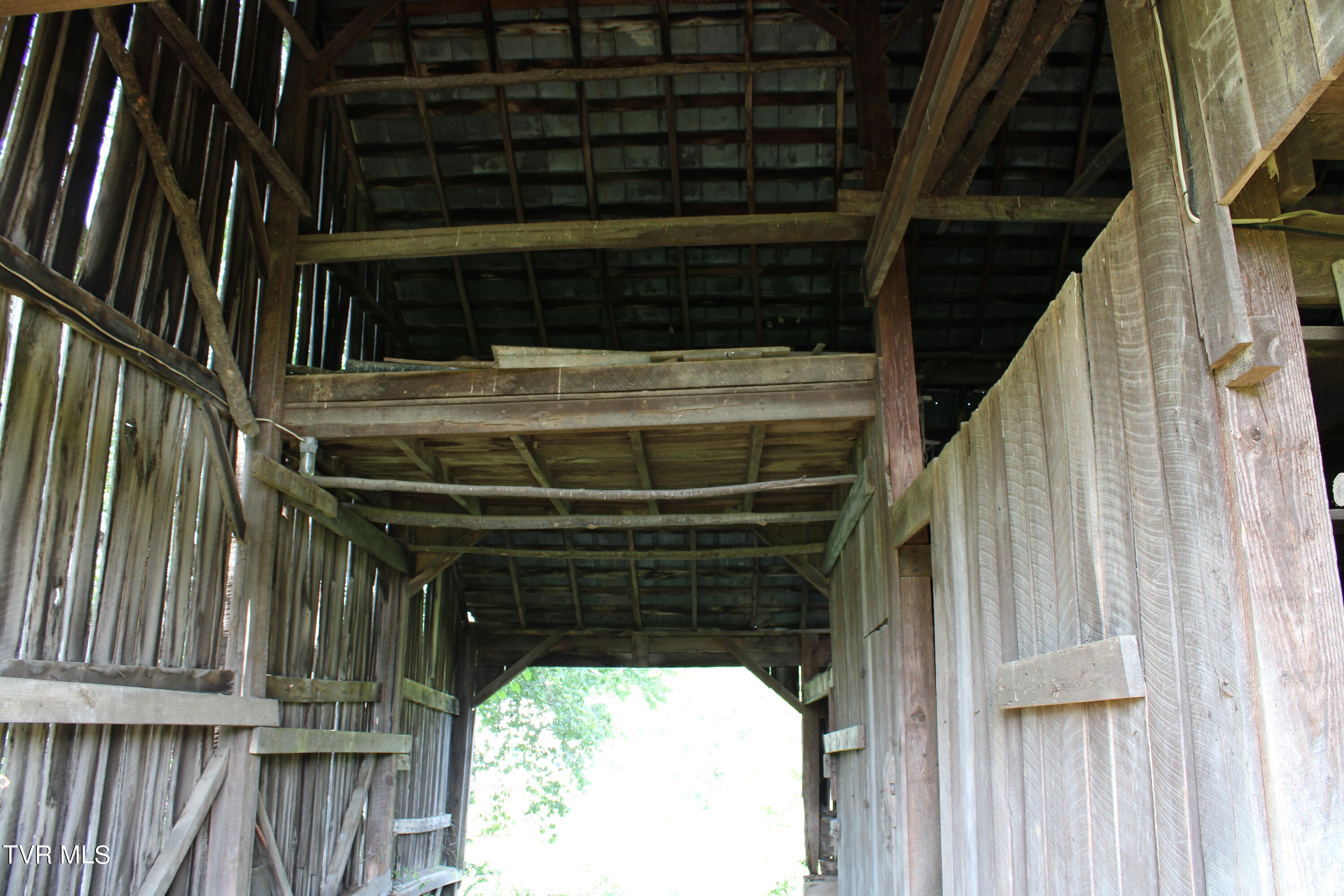 13.03 Baileyton Road Greeneville, TN 37745 - Photo 17 of 34 IMG_1883