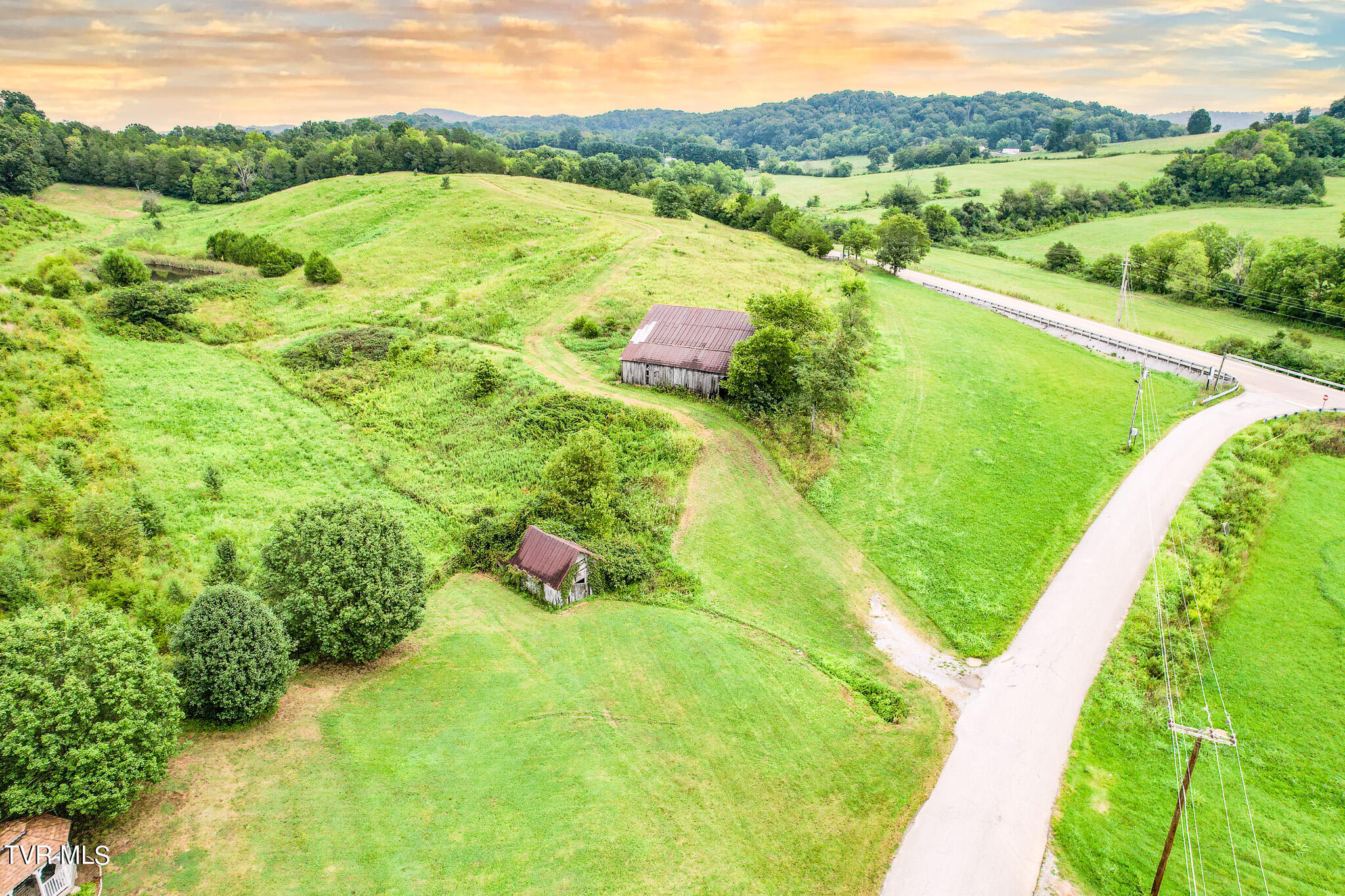 13.03 Baileyton Road Greeneville, TN 37745 - Photo 9 of 34 DJI_0842-Edit