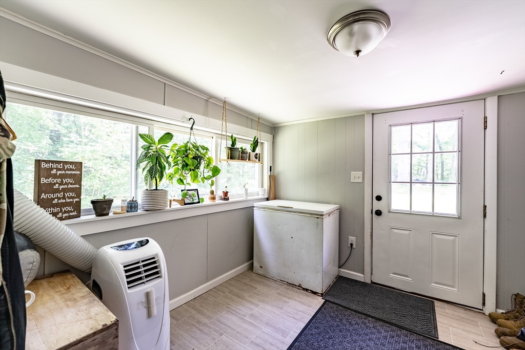 134 Allen Road Belchertown, MA 01007 - Photo 5 of 25 Gallery Image 5