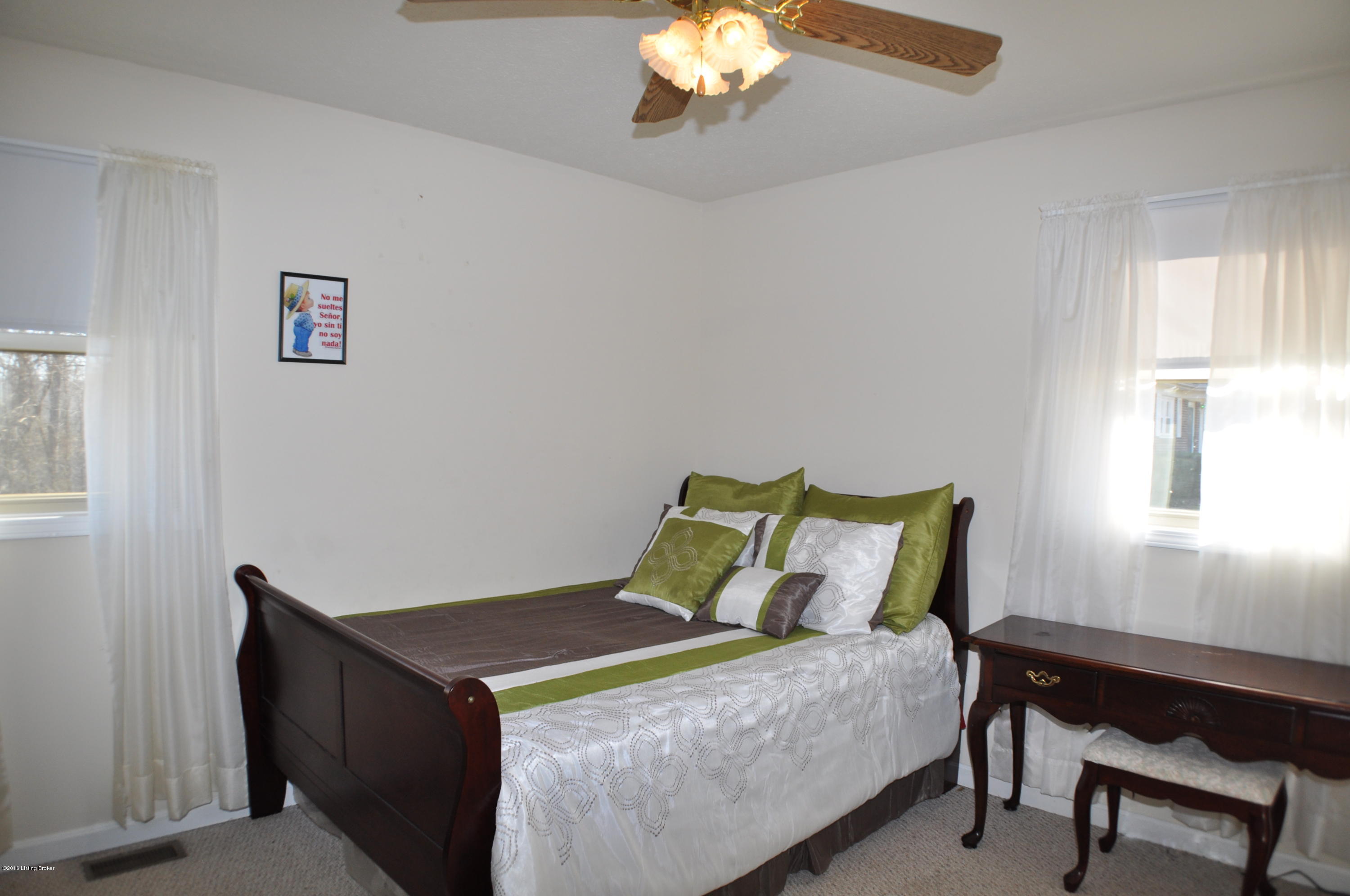 161 Russell Road Vine Grove, KY 40175 - Photo 15 of 38 DSC_0032