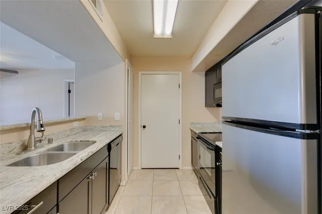 $1,450 | 2300 East Silverado Ranch Boulevard, Unit 2190, Las Vegas, NV 89123