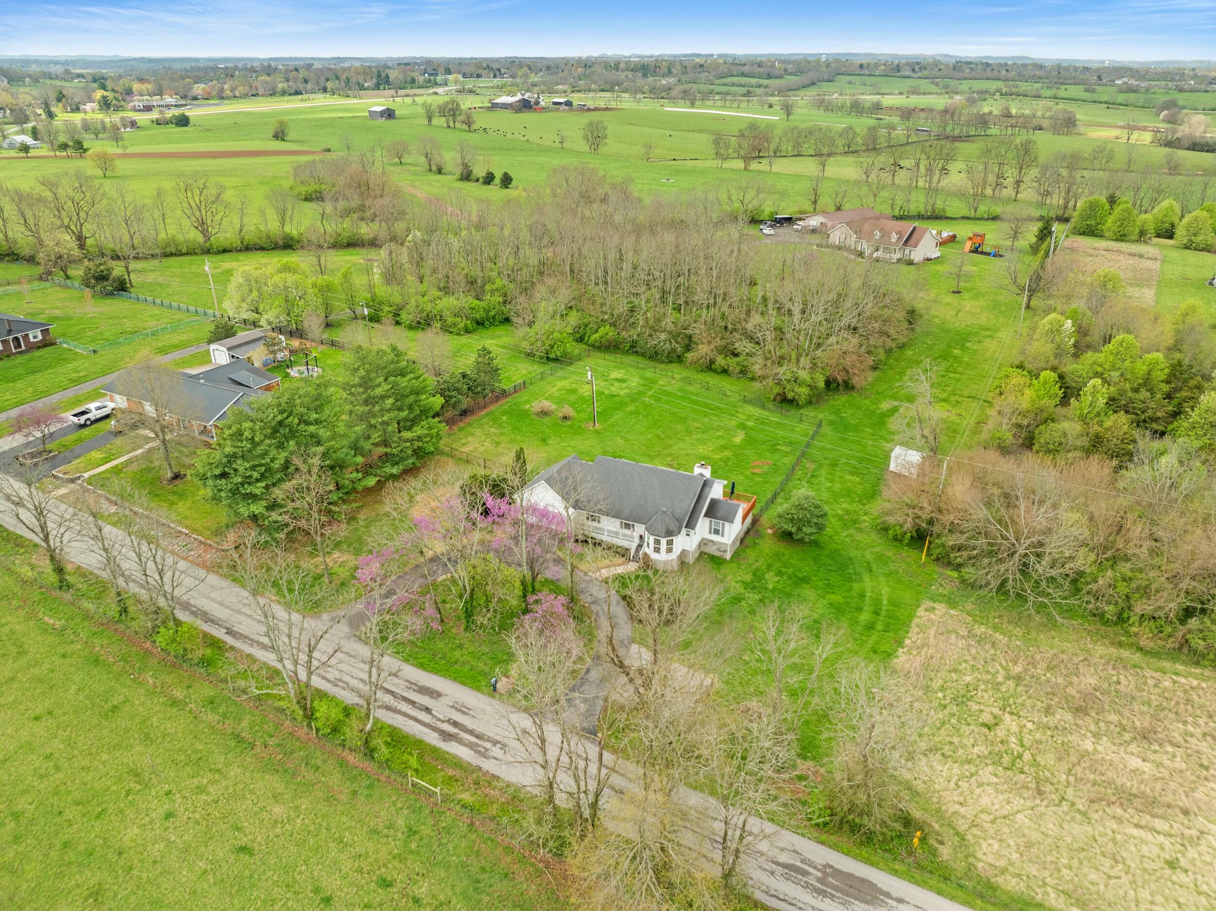 685 Waterworks Road Danville, KY 40422 - Photo 33 of 37 tempImageDFgI4N