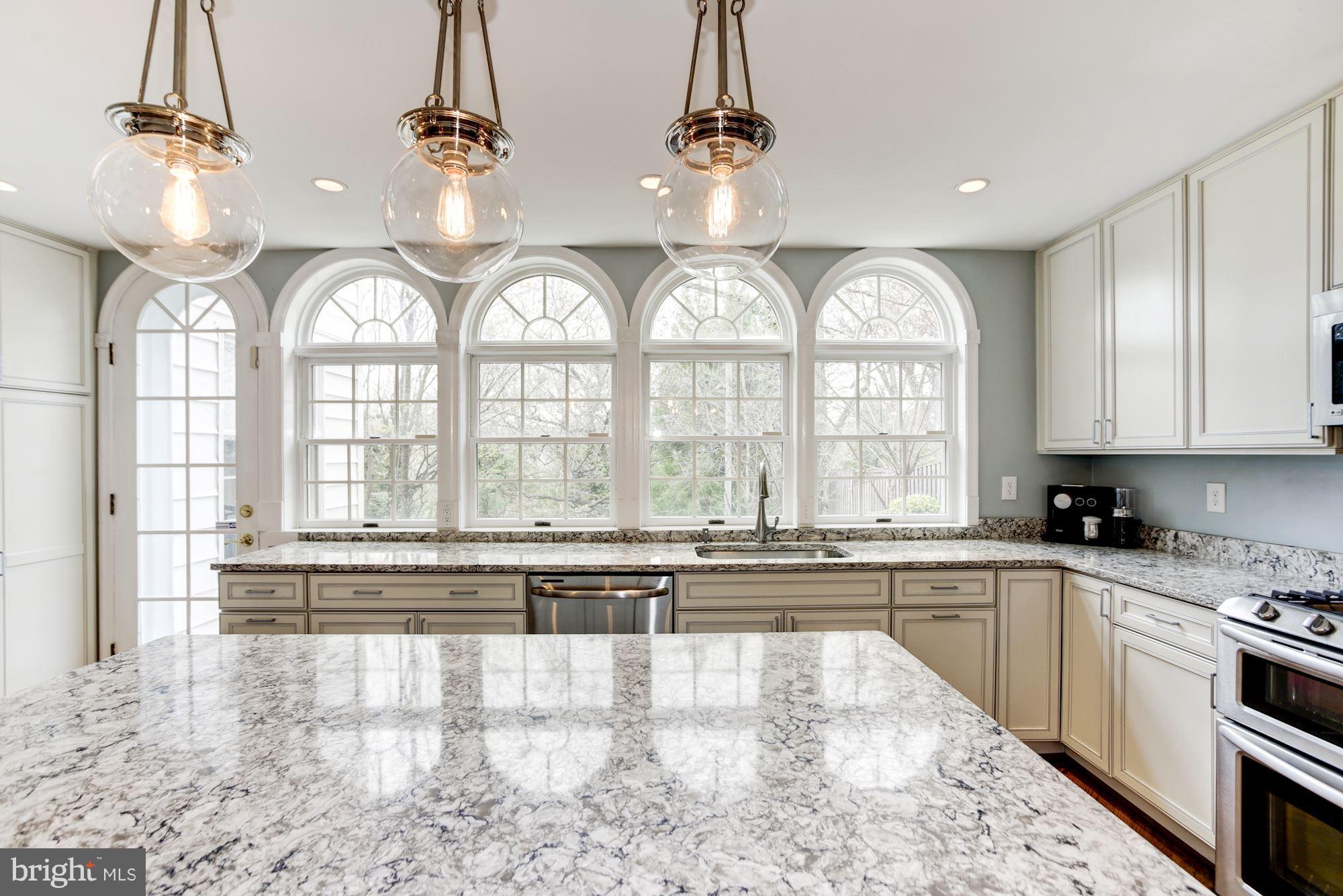 5438 Broad Branch Road Northwest Washington, DC 20015 - Photo 5 of 30 Kitchen
