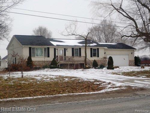 420 Lone Tree Road Highland, MI 48357 - Photo 1 of 4 420 Lone Tree