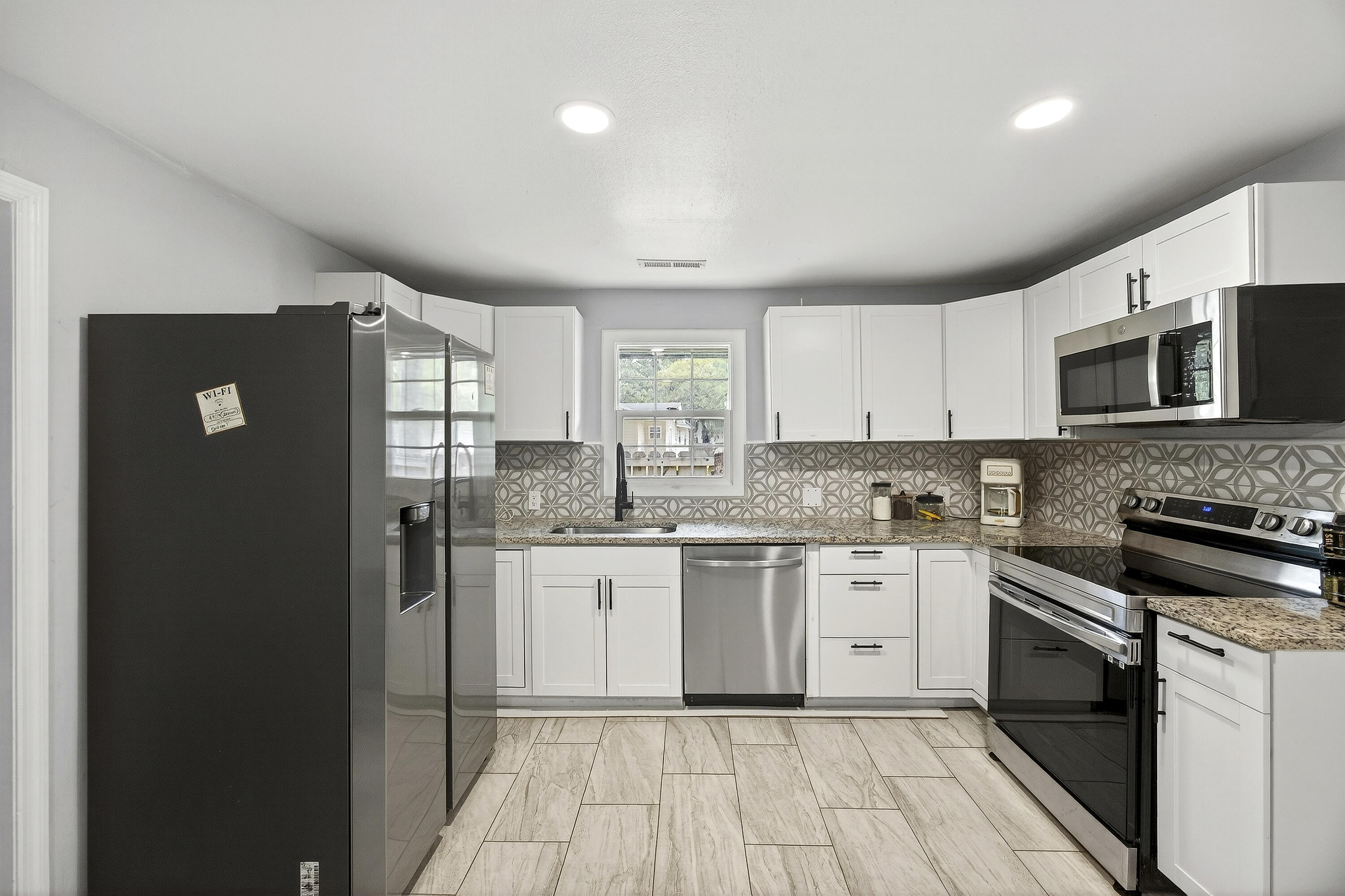 4317 Davison Road Ravenel, SC 29470 - Photo 11 of 42 243A9780