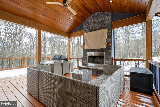 $1,150,000 | 515 Winding Estates Drive, Oakland, MD 21550