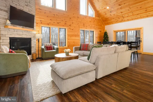 $1,150,000 | 515 Winding Estates Drive, Oakland, MD 21550