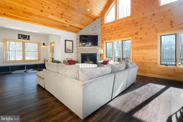 $1,150,000 | 515 Winding Estates Drive, Oakland, MD 21550