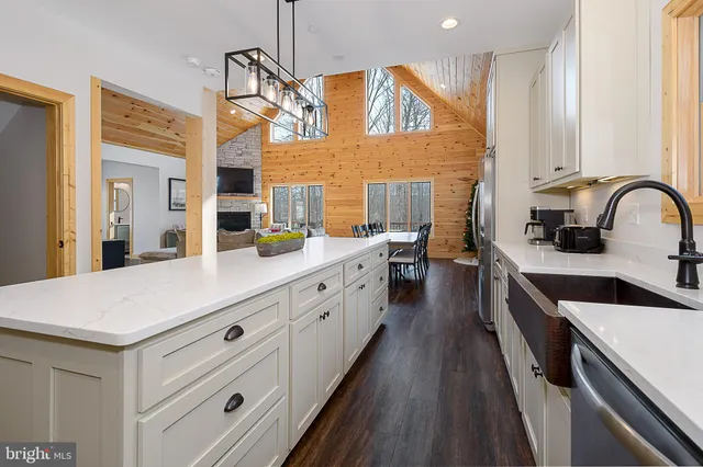 $1,150,000 | 515 Winding Estates Drive, Oakland, MD 21550