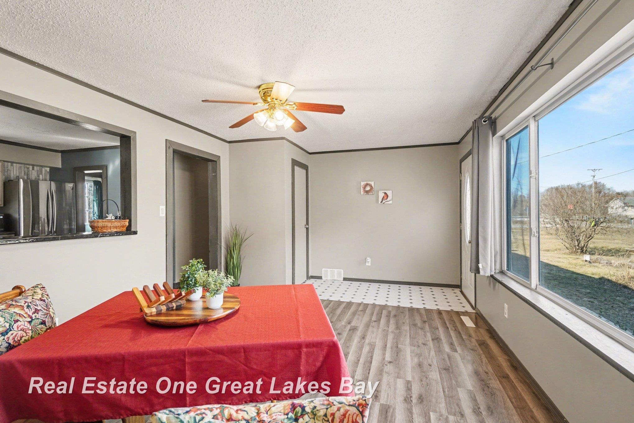 1005 Conrad Road Standish, MI 48658 - Photo 5 of 26