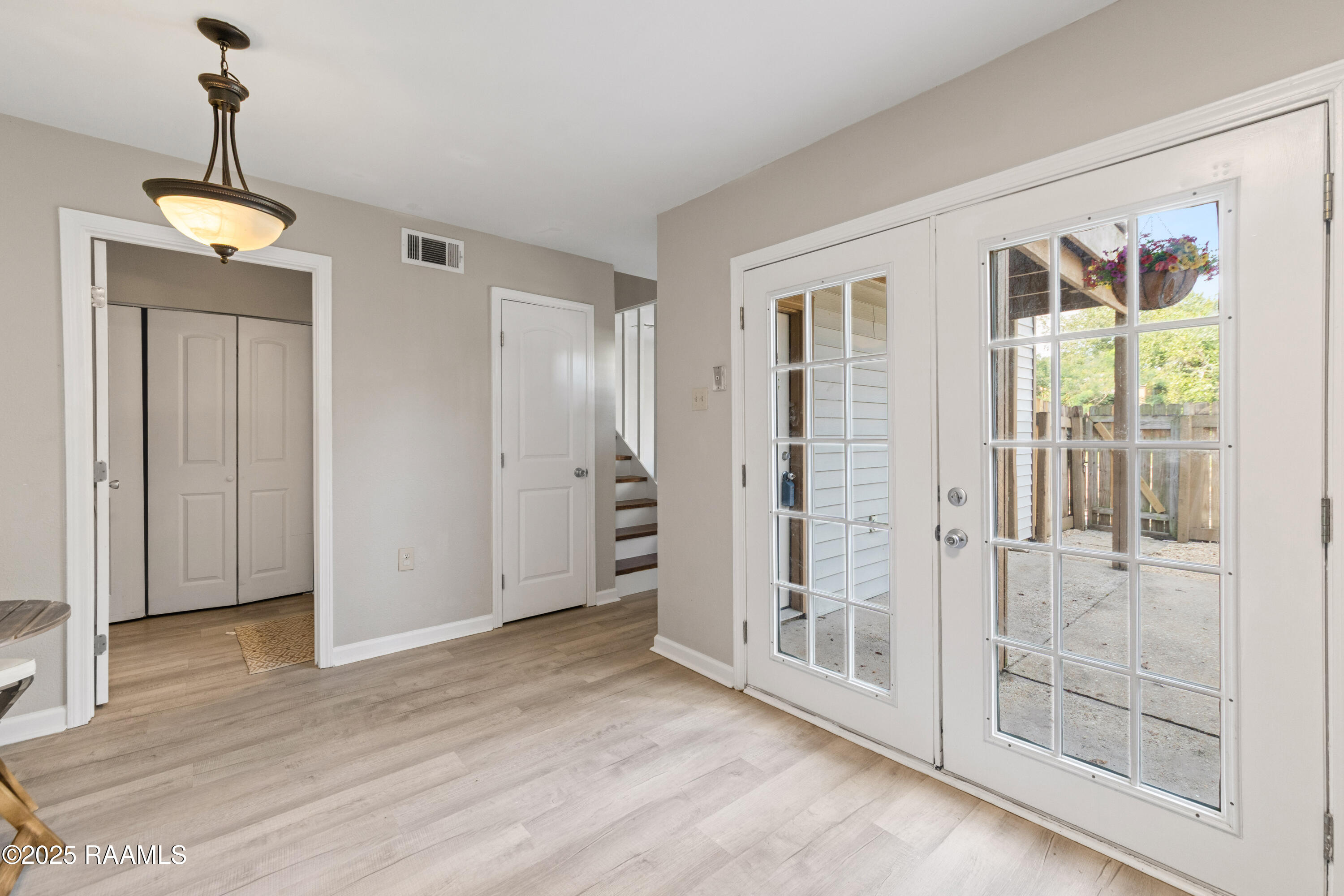 201 Cougar Ridge, Unit 1 Lafayette, LA 70508 - Photo 12 of 24 201 Cougar Ridge-24