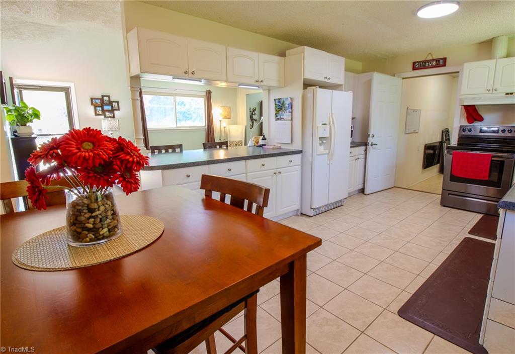 5736 Davis Road Walkertown, NC 27051 - Photo 23 of 47