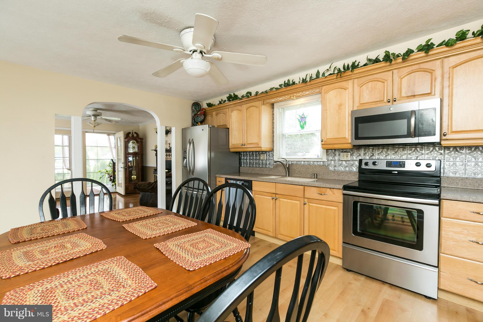 401 Worton Road Baltimore, MD 21221 - Photo 5 of 30 Kitchen