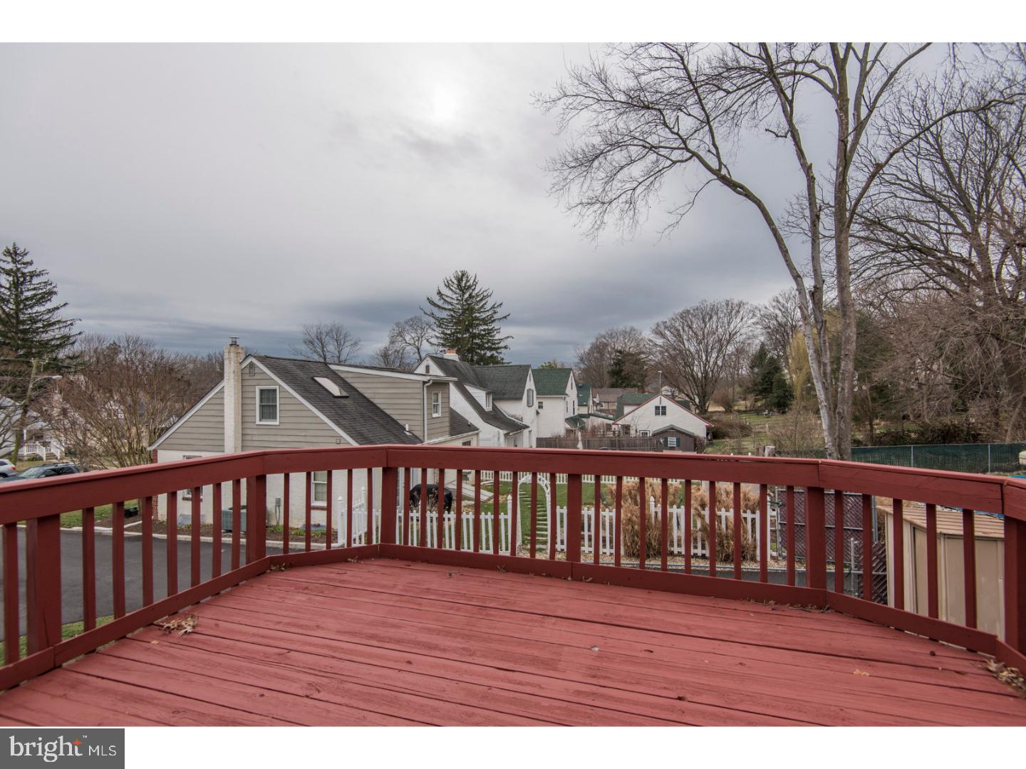 892 North Providence Road Media, PA 19063 - Photo 3 of 25 Deck