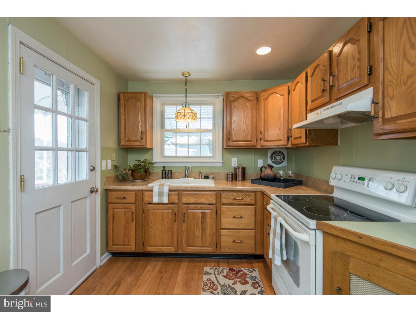 892 North Providence Road Media, PA 19063 - Photo 9 of 25 Kitchen