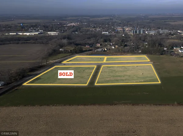 $252,230 | 451 Engel Drive, Kenyon, MN 55946