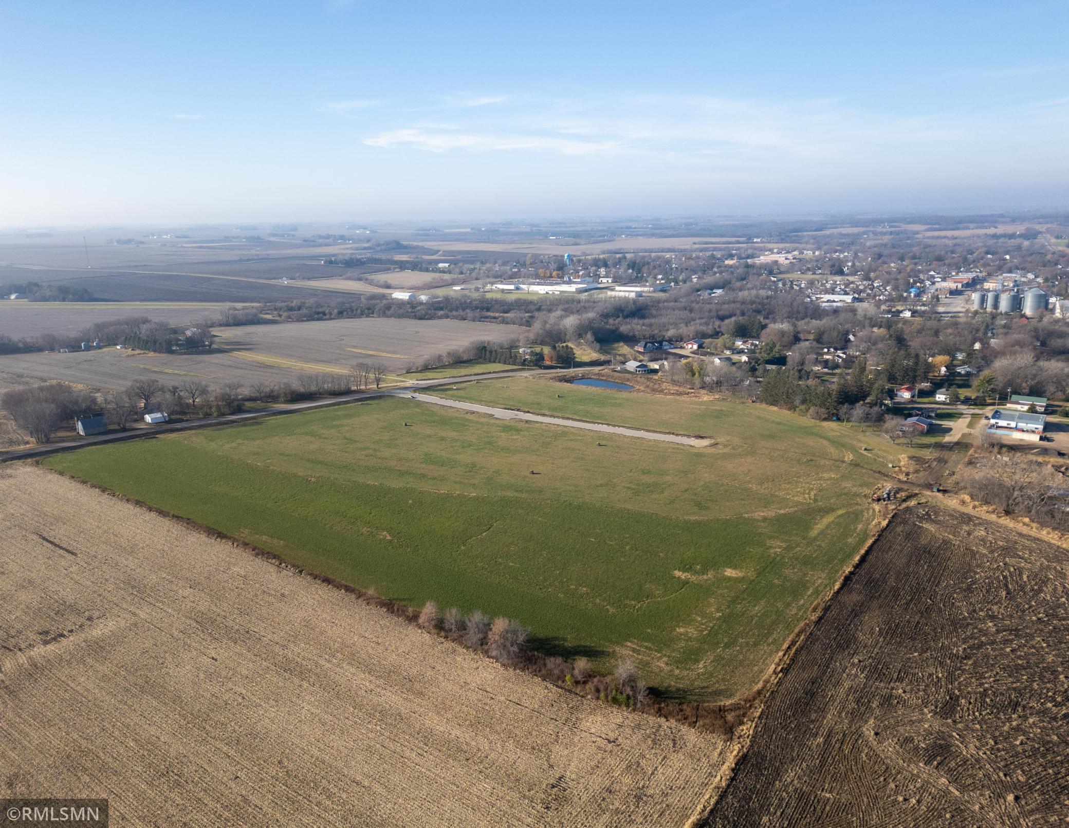 451 Engel Drive Kenyon, MN 55946 - Photo 5 of 19