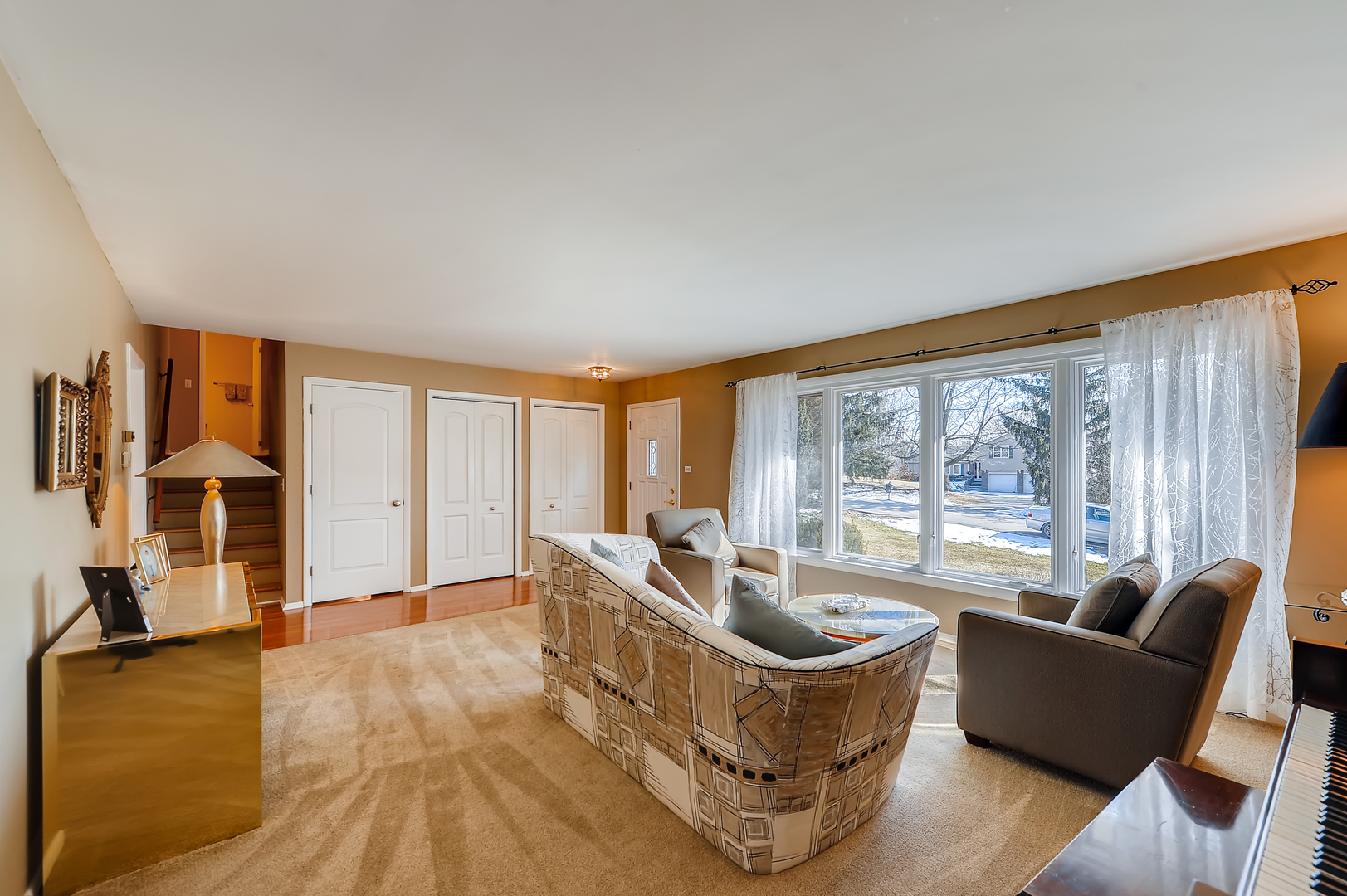 2240 Sunset Drive Inverness, IL 60067 - Photo 5 of 28