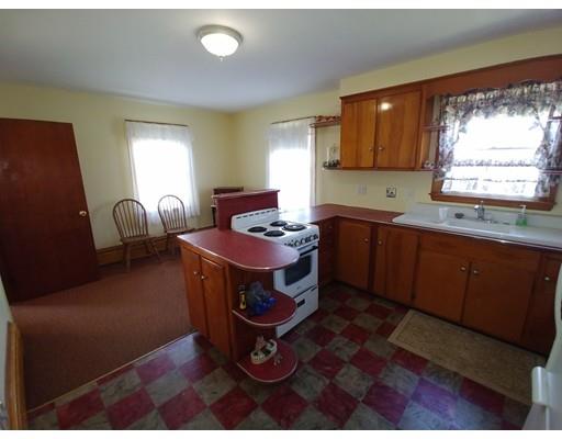 173 Swansom Road Swansea, MA 02777 - Photo 12 of 22 Gallery Image 12