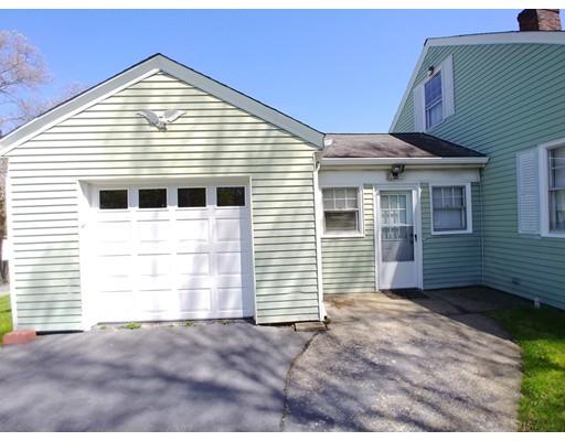 173 Swansom Road Swansea, MA 02777 - Photo 3 of 22 Gallery Image 3