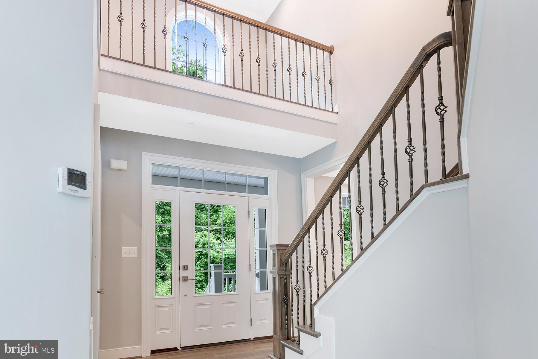 489 Edgewater Road Pasadena, MD 21122 - Photo 20 of 24 Very pretty foyer and railing
