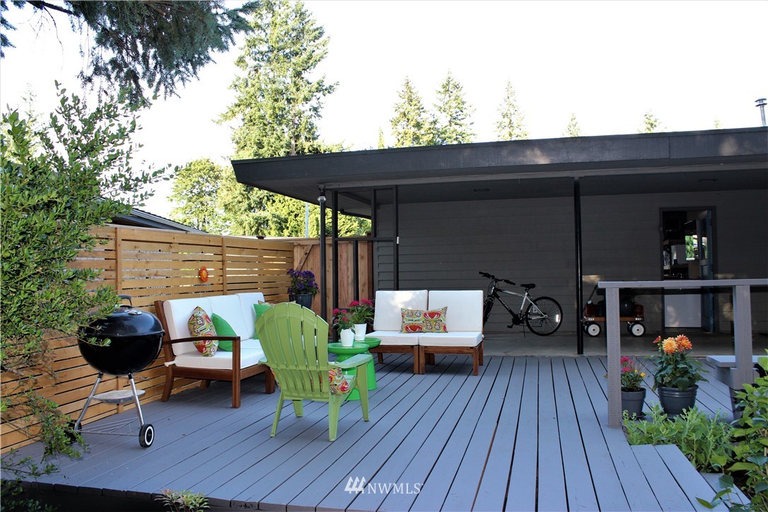13709 139th Avenue Southeast Renton, WA 98059 - Photo 16 of 17 Gallery Image 16